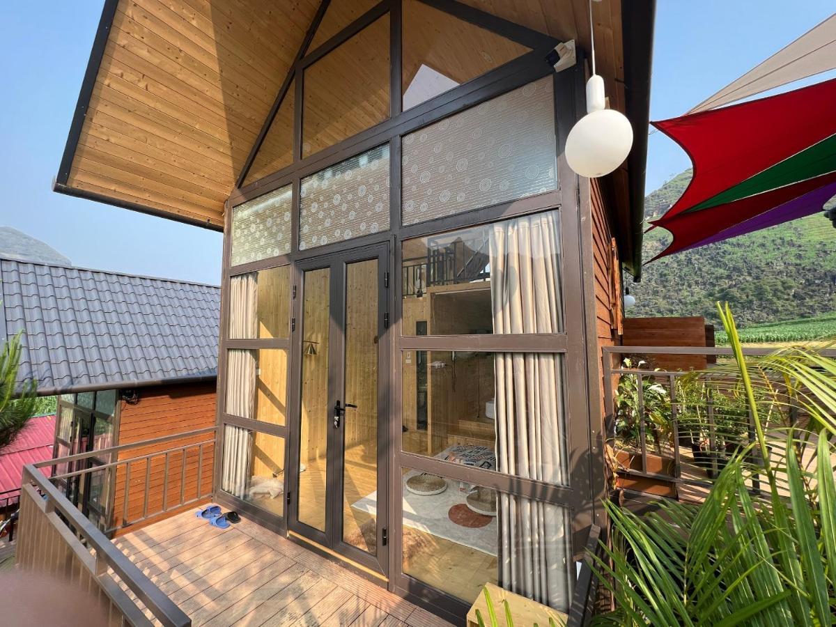 Tom'S Du Gia Homestay Lang Cac Exterior photo