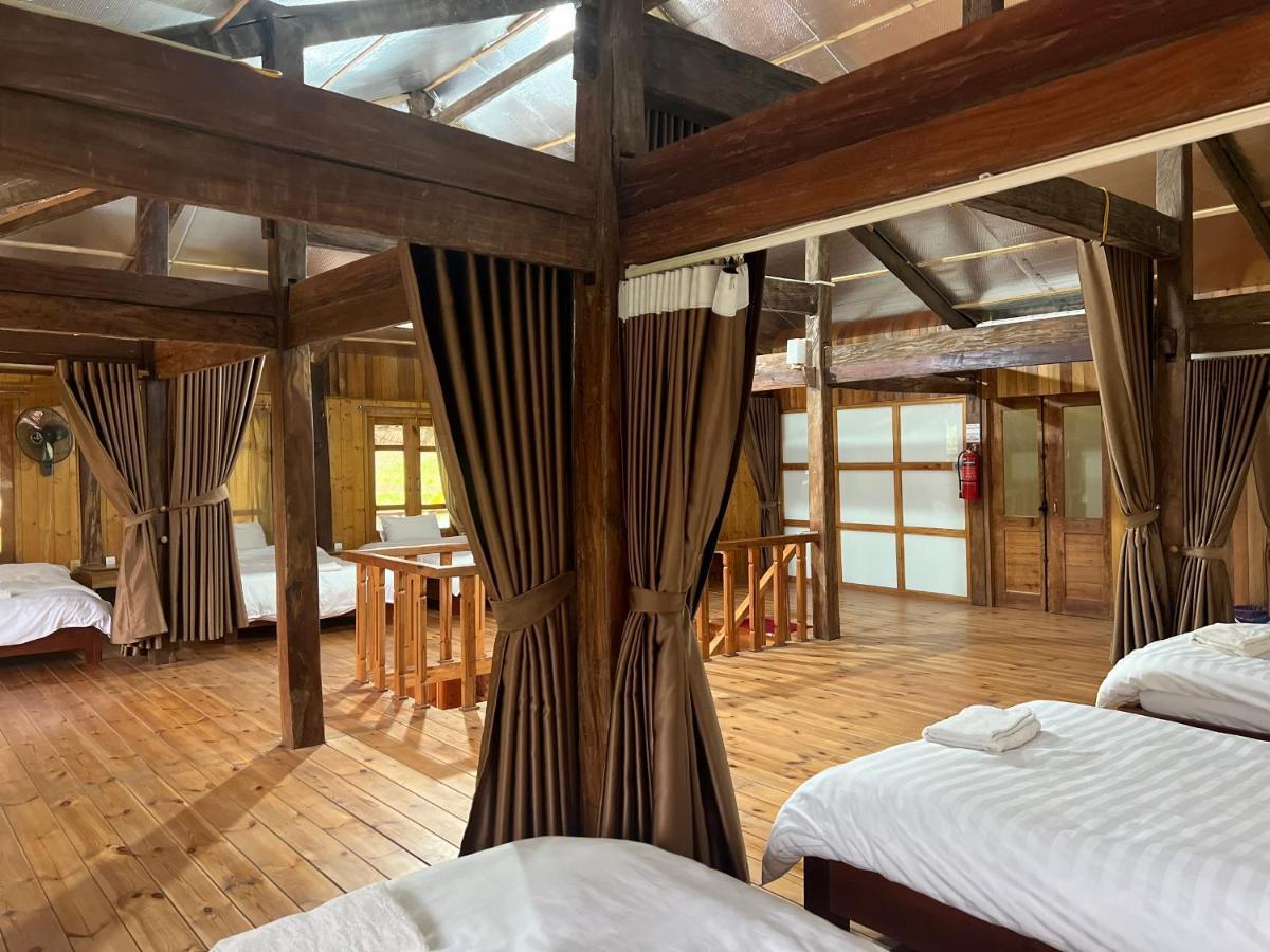 Tom'S Du Gia Homestay Lang Cac Exterior photo