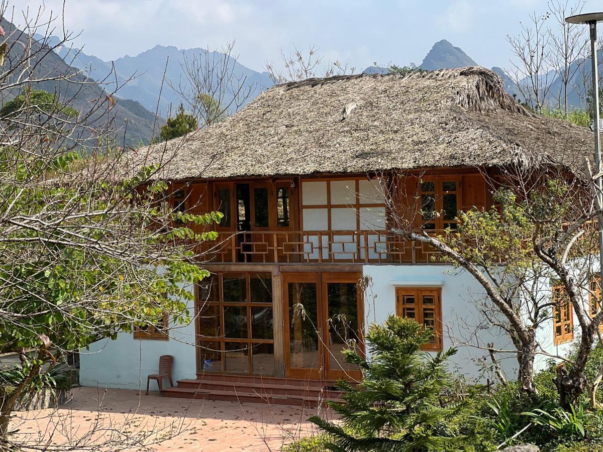 Tom'S Du Gia Homestay Lang Cac Exterior photo