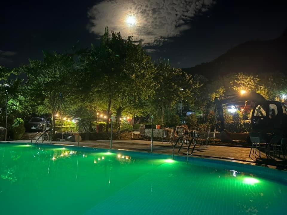 Tom'S Du Gia Homestay Lang Cac Exterior photo