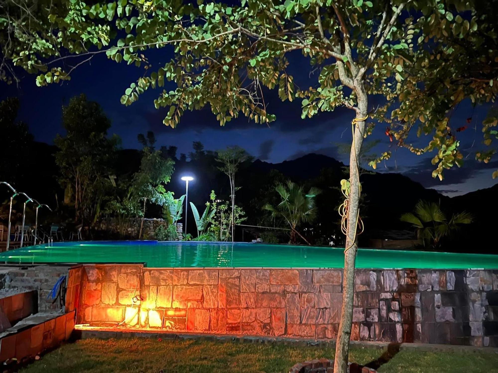 Tom'S Du Gia Homestay Lang Cac Exterior photo